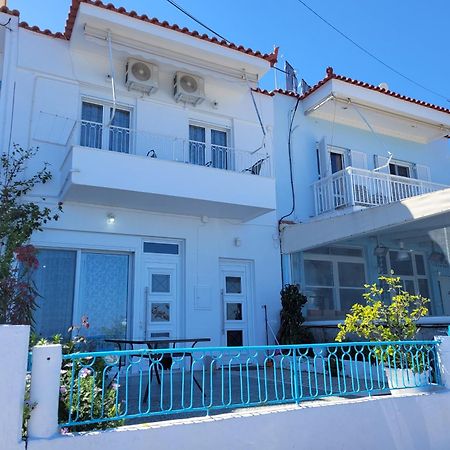 Antony'S Apartment Sea View Tyros Exterior photo